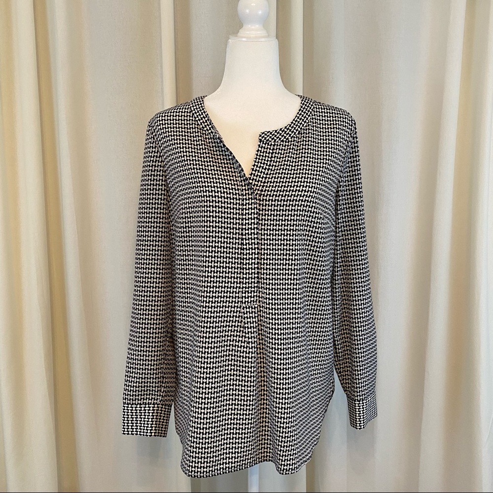 Talbots black/white long-sleeves blouse